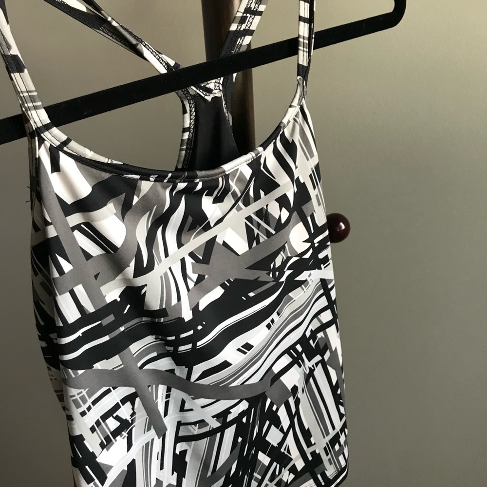 athletic tank top!!